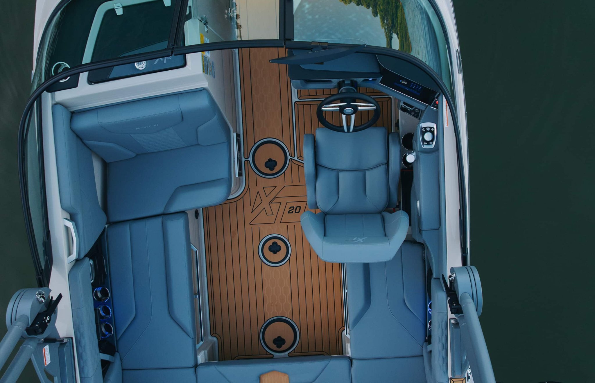 MasterCraft XT20