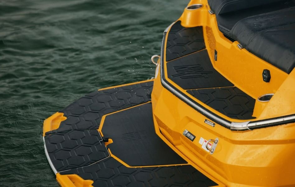 MasterCraft NXT23