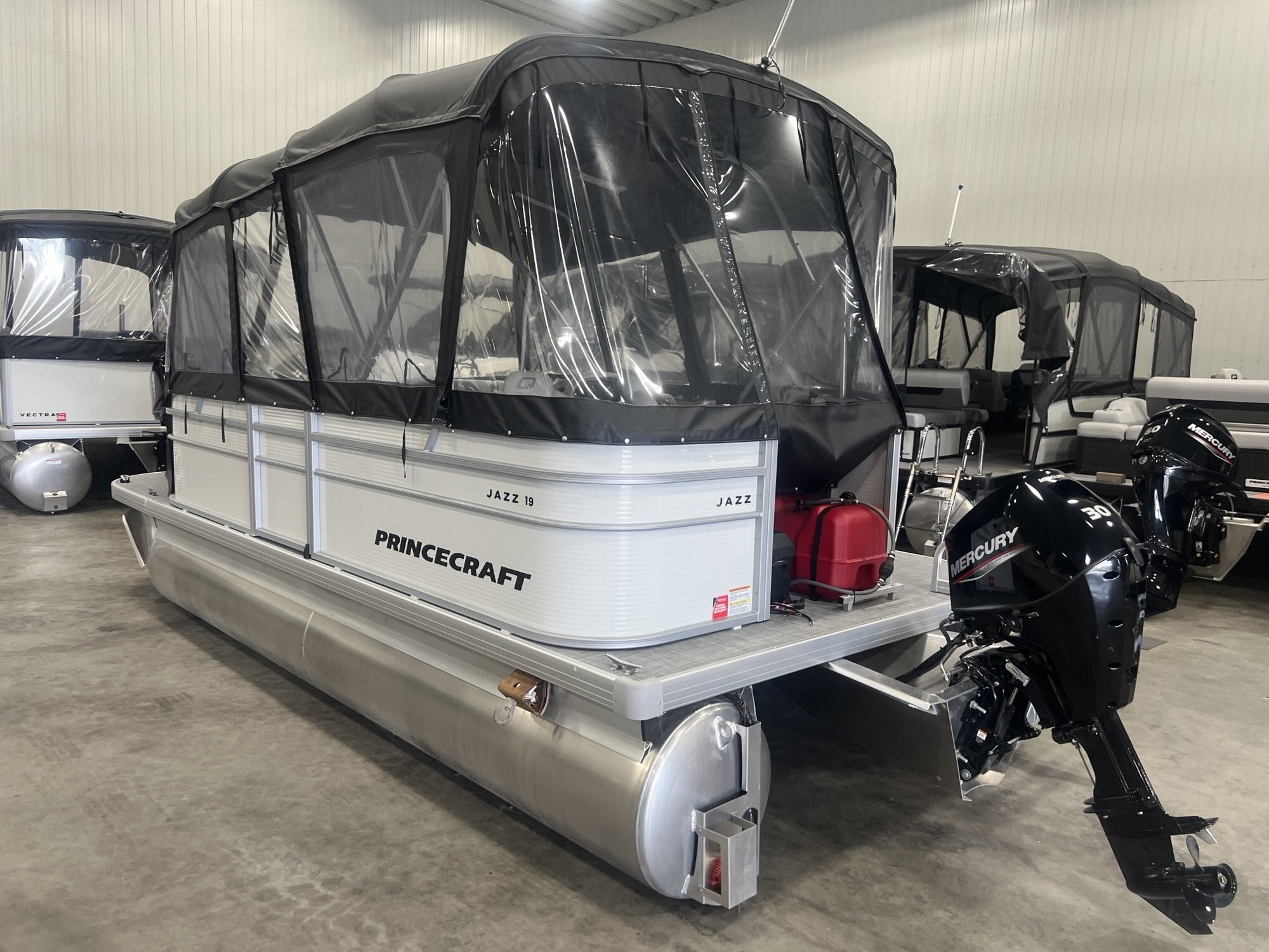 Ponton Princecraft Jazz 19 4S 2026 Blanc, Moteur Mercury 30HP, Toit Campeur, Système Audio & Plus!