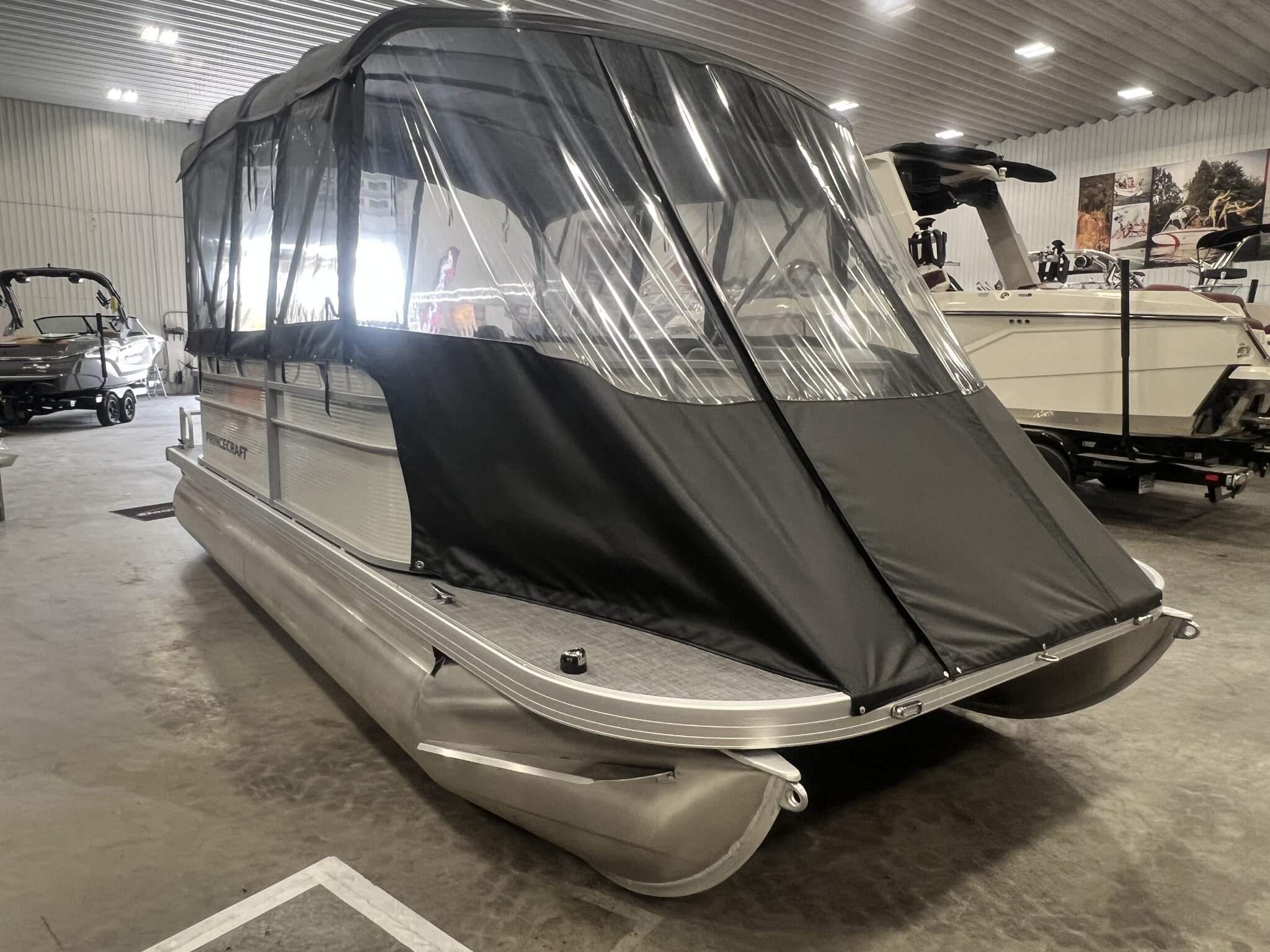 Ponton Princecraft Jazz 19 4S 2026 Blanc, Moteur Mercury 30HP, Toit Campeur, Système Audio & Plus!