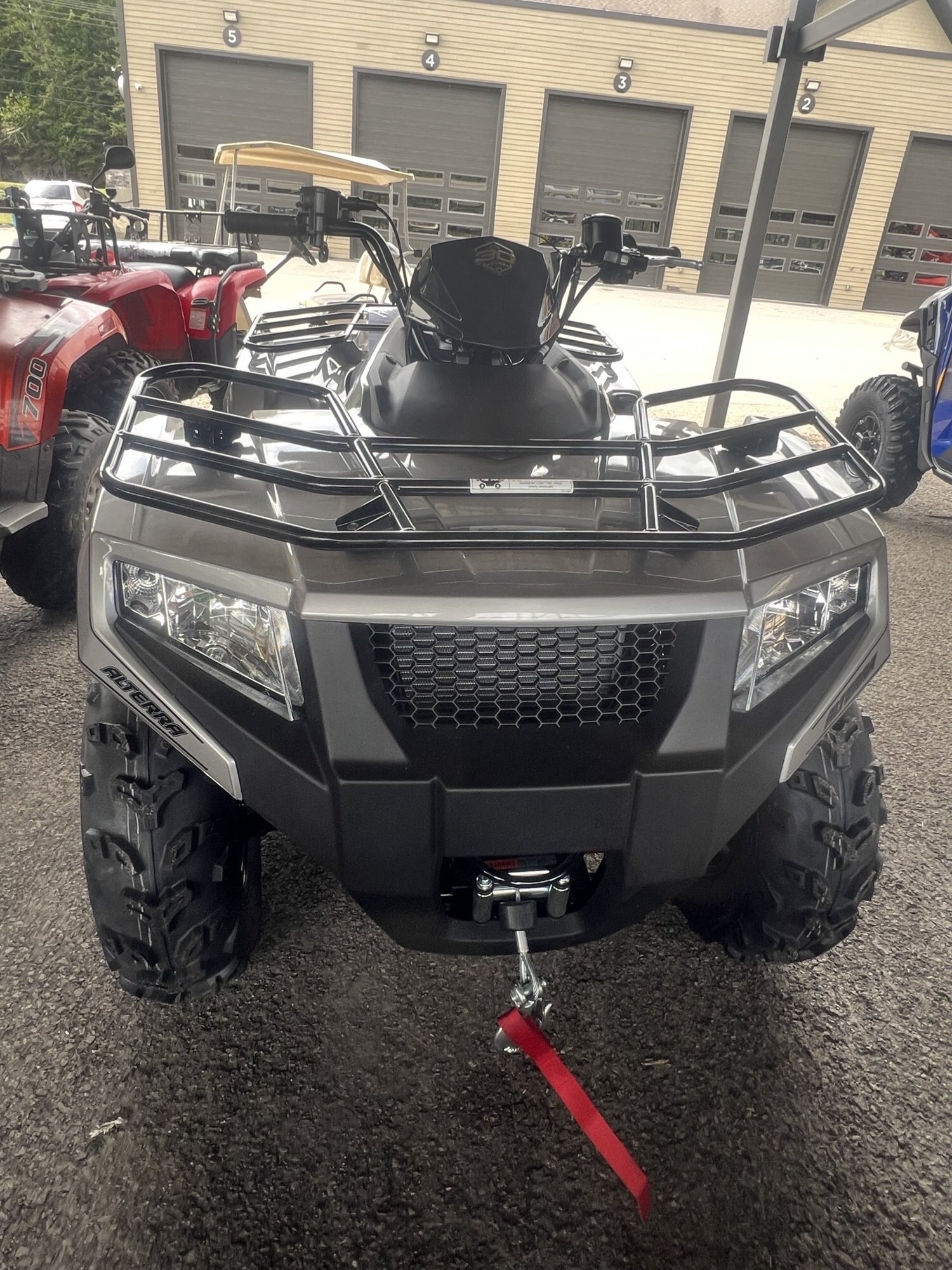VTT Arctic Cat Alterra 450 LTD 2026 Gris 4x4, Winch, Mags, Attache Remorque, Démarreur!