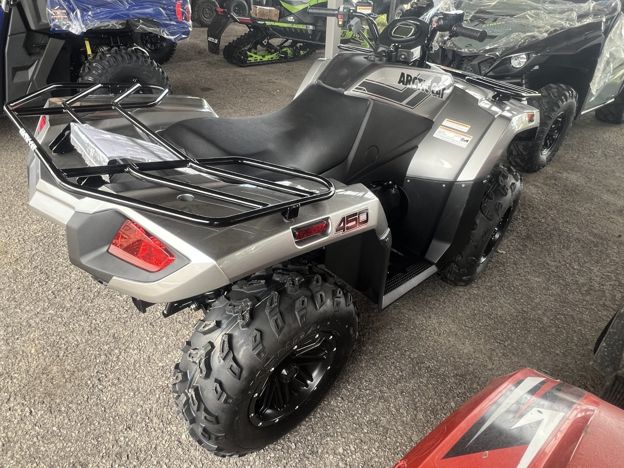 VTT Arctic Cat Alterra 450 LTD 2026 Gris 4x4, Winch, Mags, Attache Remorque, Démarreur!