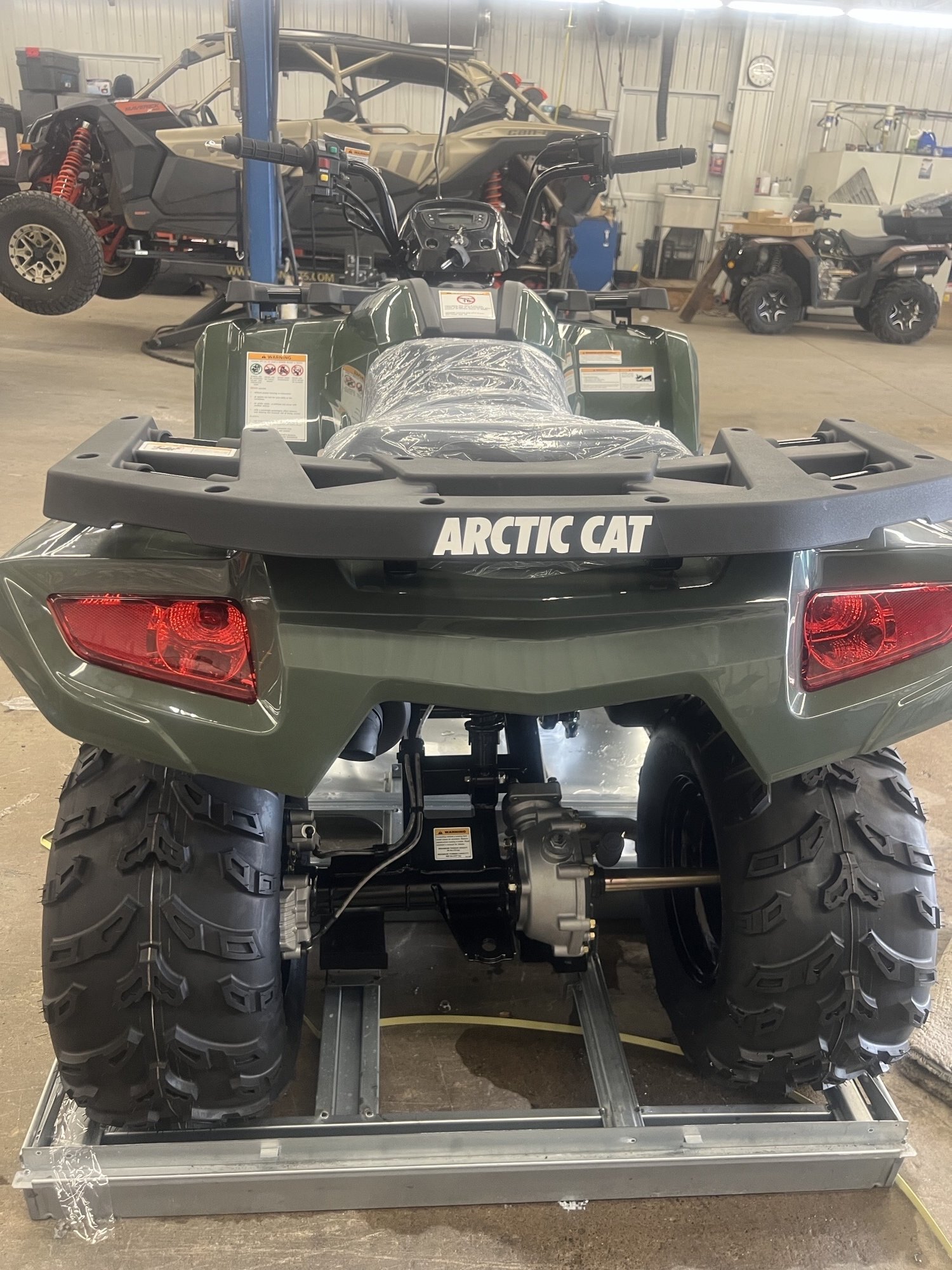 VTT Arctic Cat Alterra 300 2026 Vert, 2x4, Modèle pour Jeunes!
