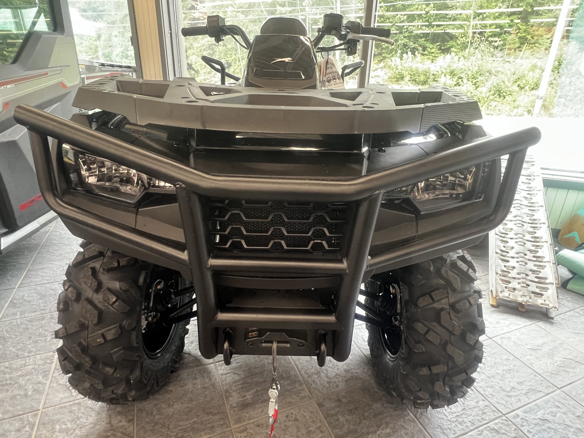 VTT Arctic Cat Alterra TRV LTD EPS 600 2027 Noir, Modèle 2x Passagers Multi Usage 4x4, Winch et Attache Remorque!