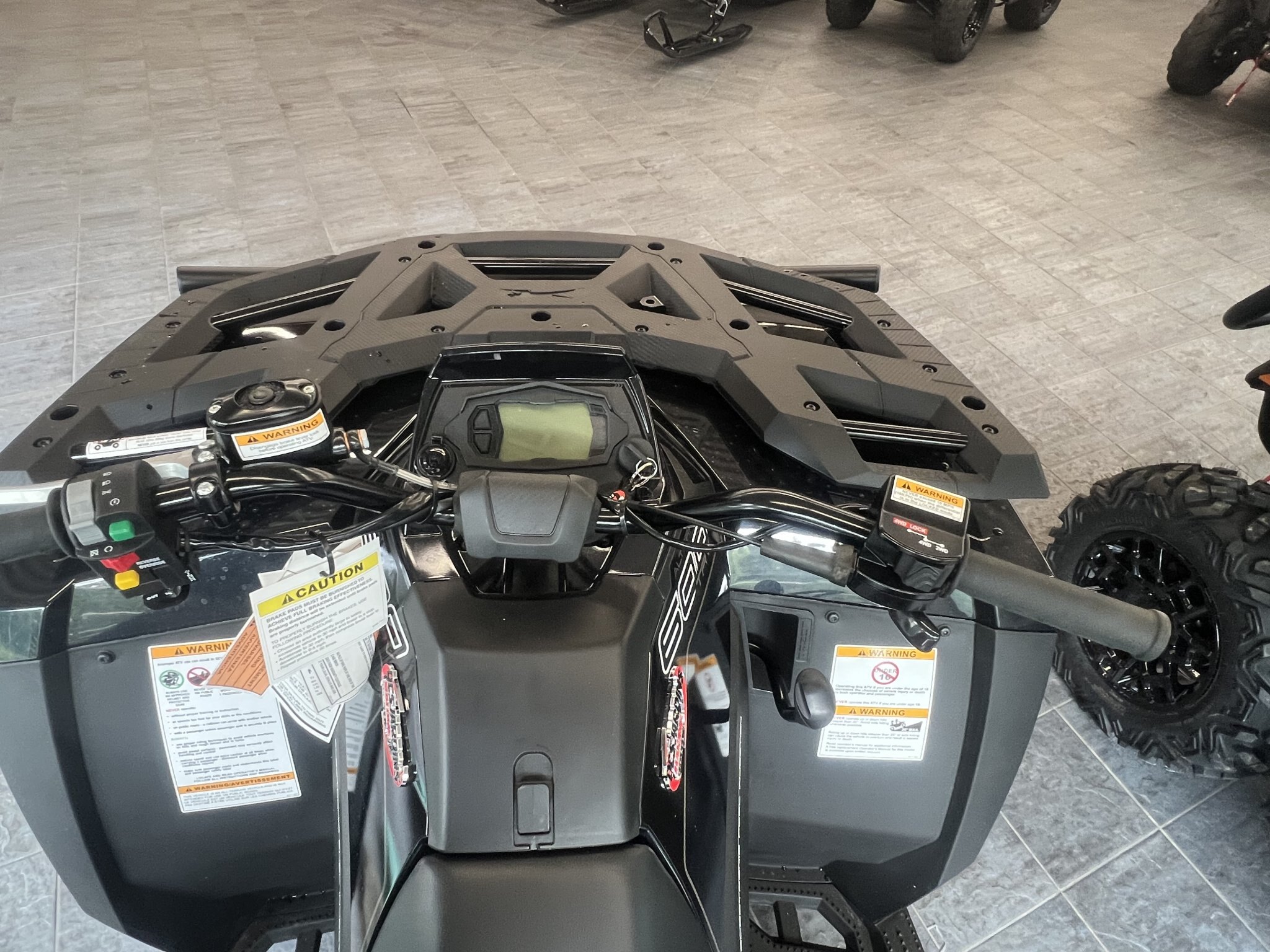VTT Arctic Cat Alterra TRV LTD EPS 600 2027 Noir, Modèle 2x Passagers Multi Usage 4x4, Winch et Attache Remorque!