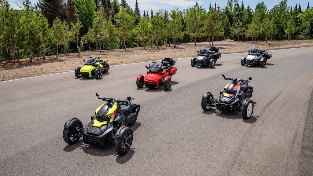 2023 CAN AM 3 WHEEL VEHICLES PROMOTIONS