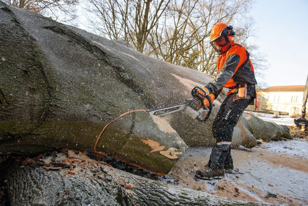 STIHL MS 661 CM CHAIN SAW 20