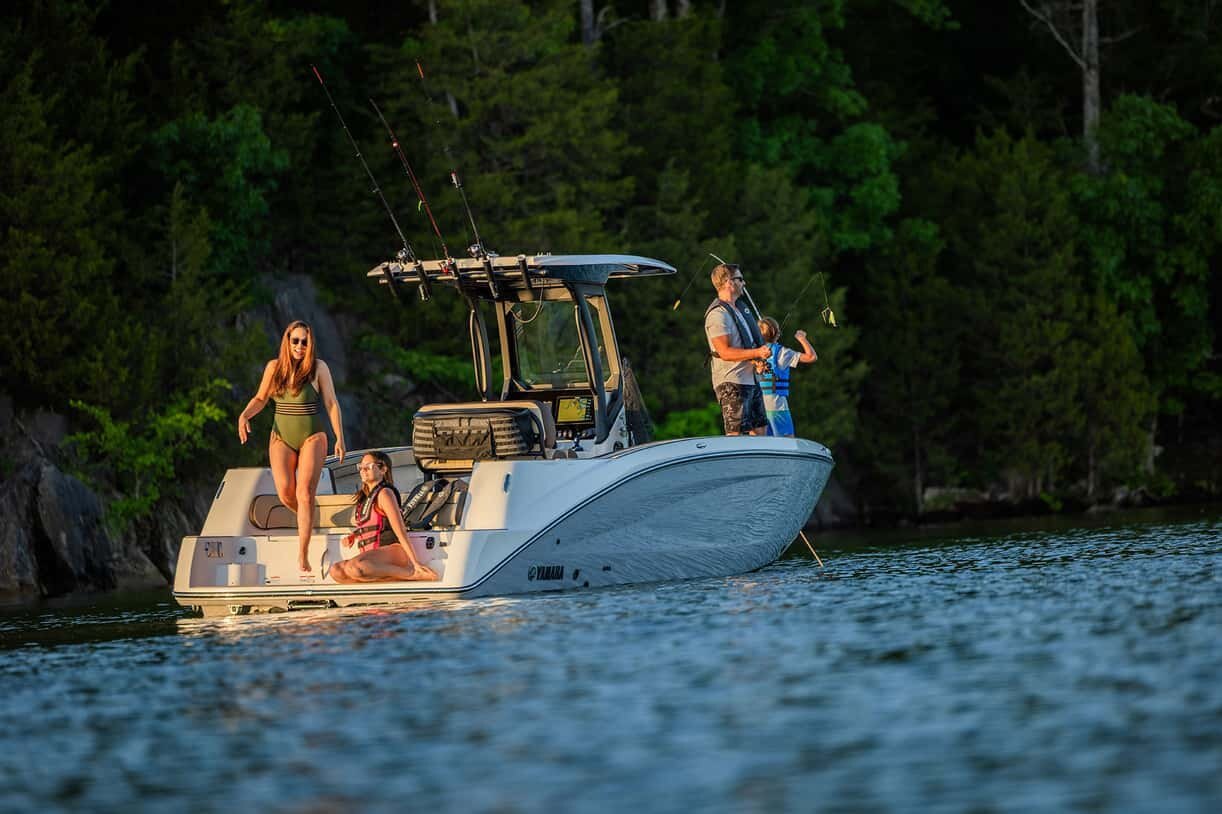 2026 Yamaha 295SD Yacht Blue