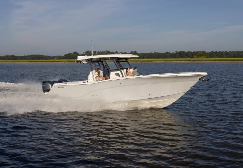 2026 Sea Fox 328 COMMANDER