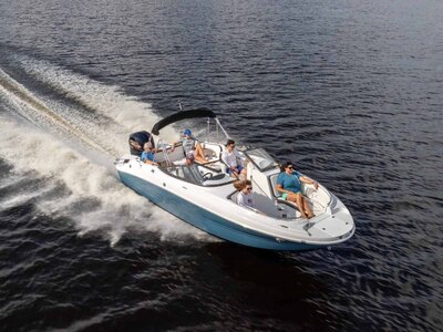 2024 Stingray 23 OSX black