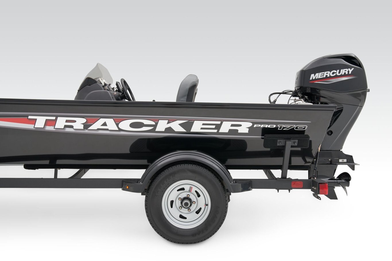 2025 Tracker PRO 170