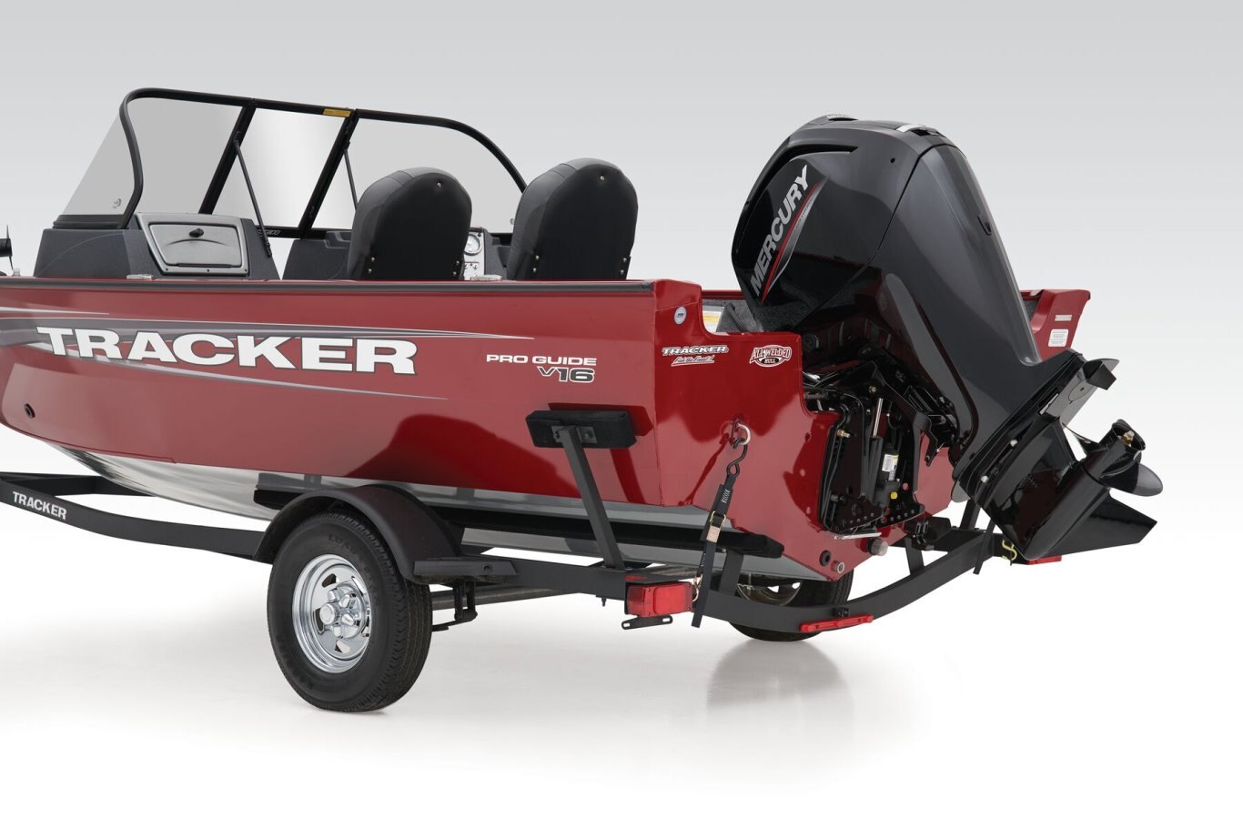 2025 Tracker PRO GUIDE™ V 16 WT