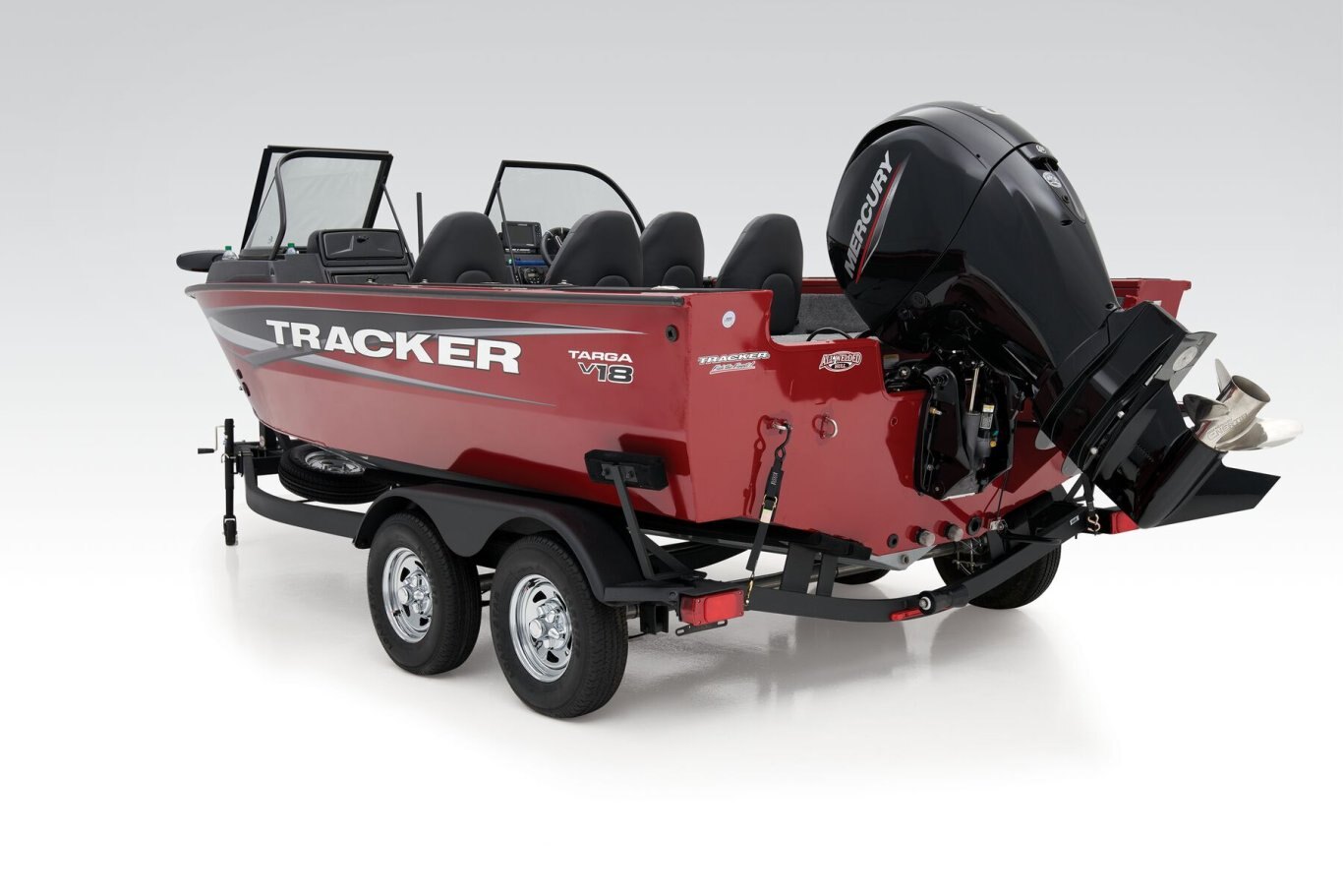 2025 Tracker TARGA™ V 18 COMBO