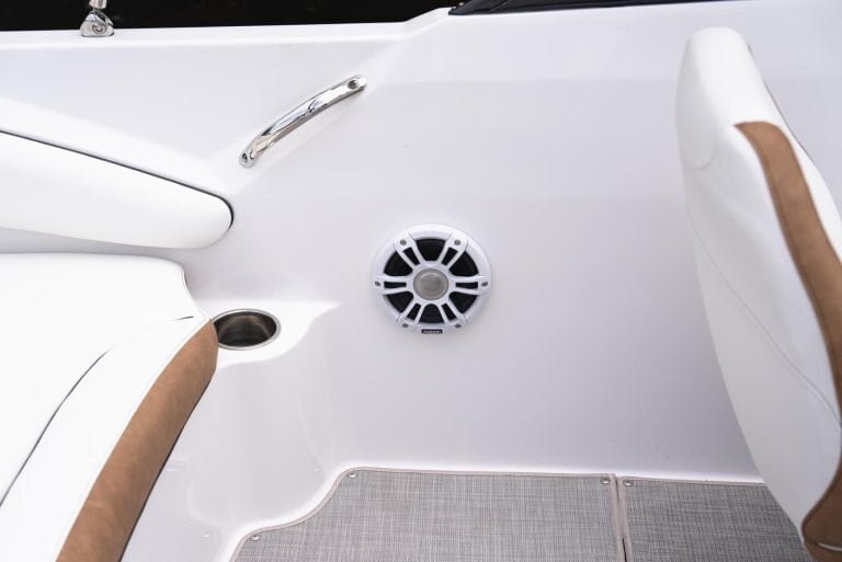 2025 Stingray 191DC BLACK CHERRY