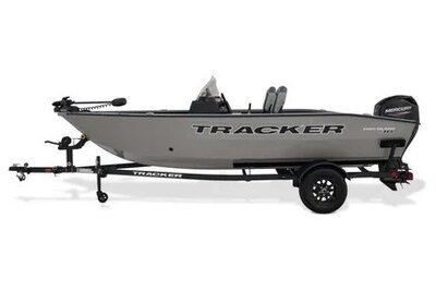 2027 TRACKER V16