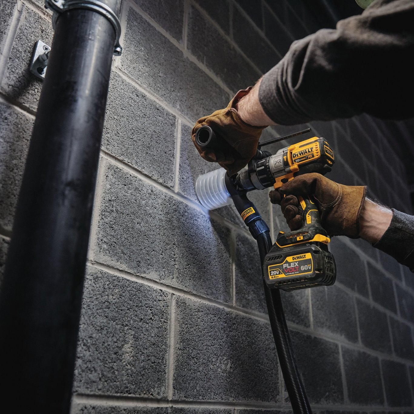 Dewalt DCB606