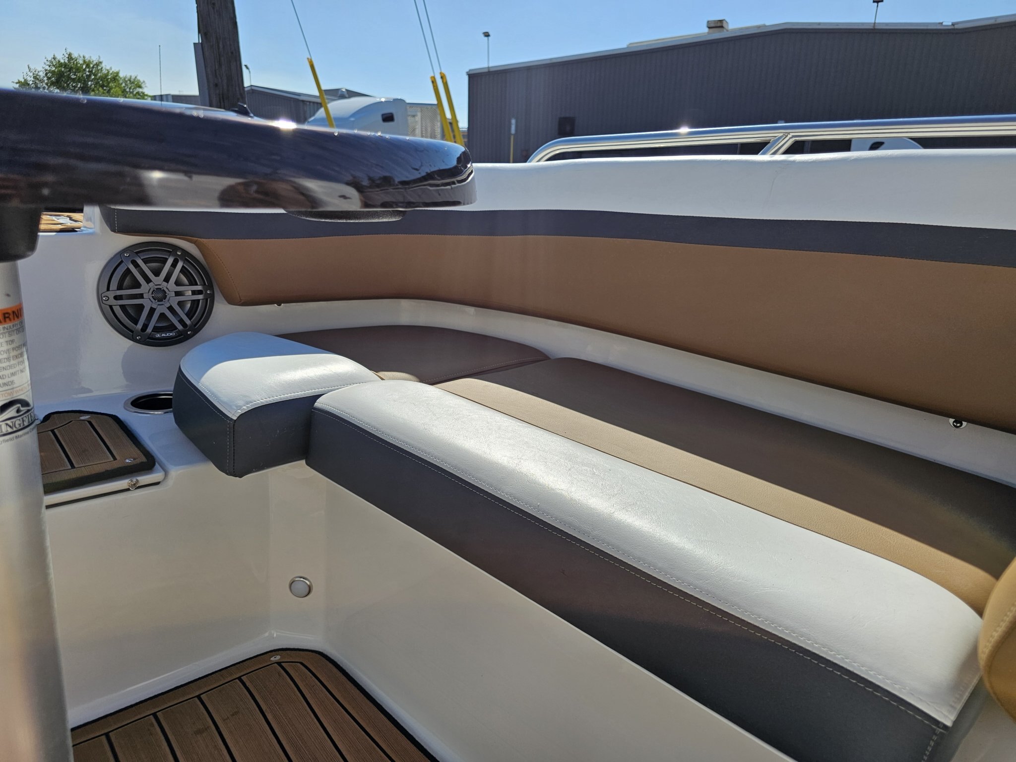 2023 Starcraft Marine SVX 210 With Mercruiser 4.5L 250HP