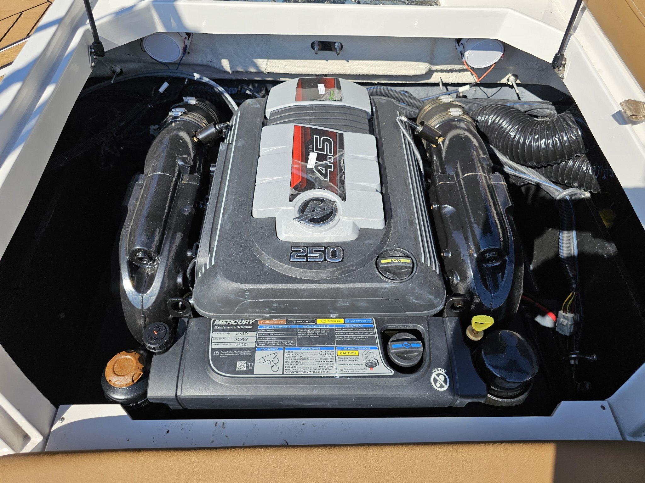 2023 Starcraft Marine SVX 210 With Mercruiser 4.5L 250HP