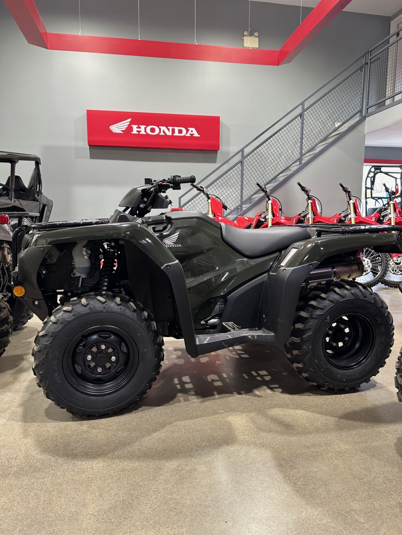 2025 Honda Rubicon 520 DCT IRS EPS Hero Red