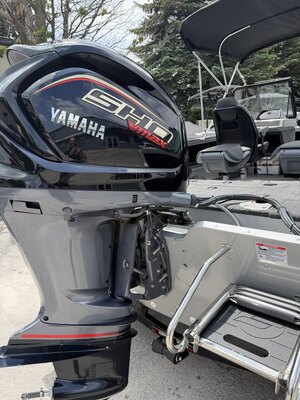 2025 STARCRAFT MARINER 210 XS W/250HP YAMAHA & MATCHING TRAILER