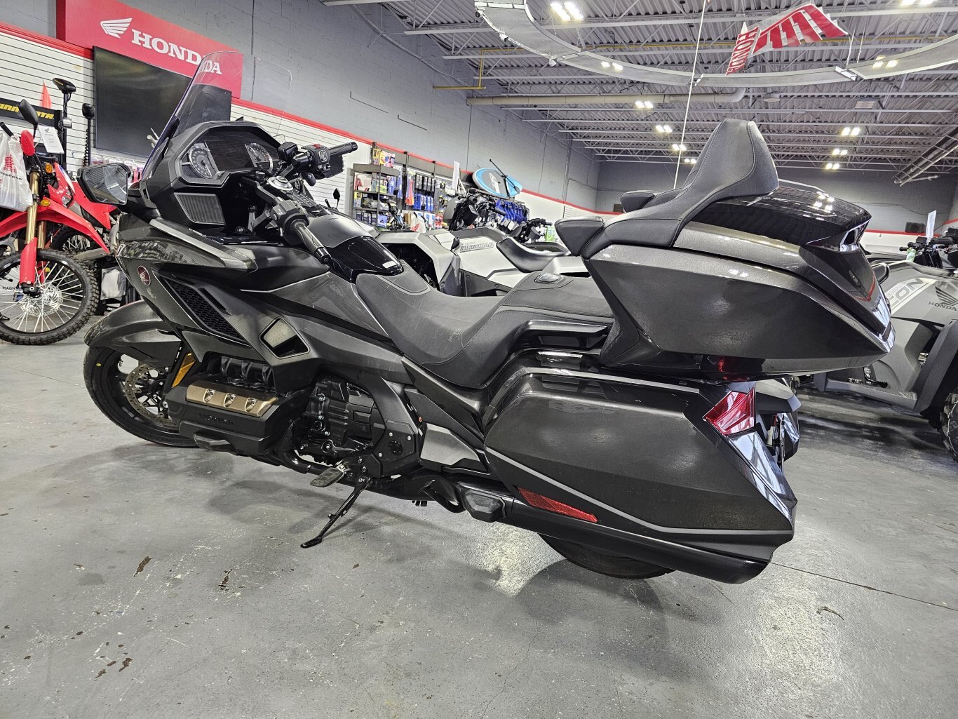 2024 Honda GOLD WING TOUR DCT AIRBAG 20,581 KM DEMO