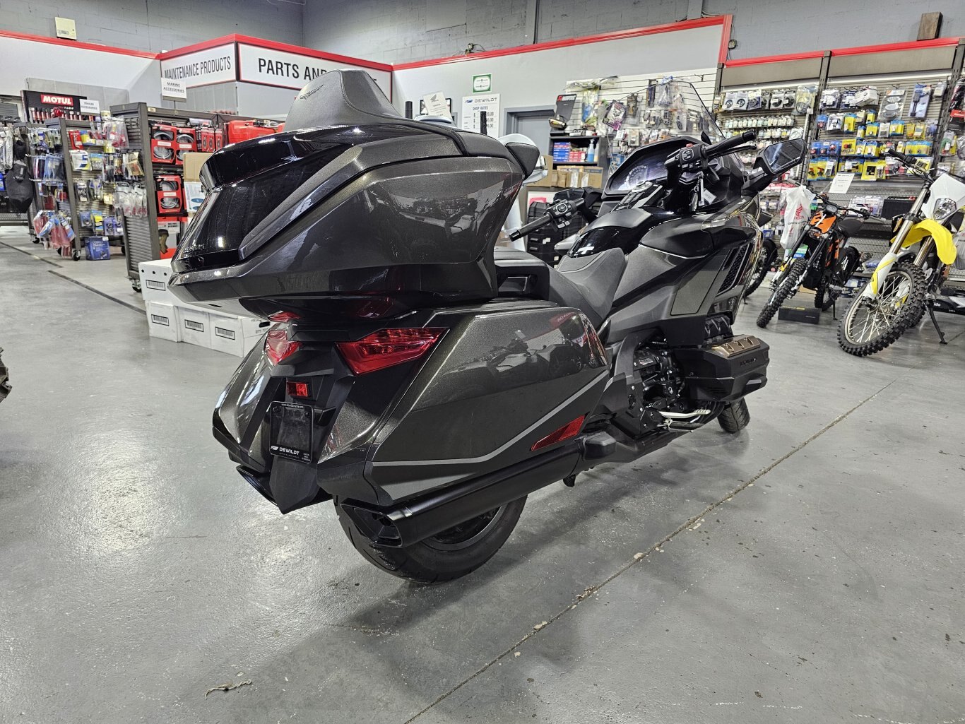 2024 Honda GOLD WING TOUR DCT AIRBAG 20,581 KM DEMO