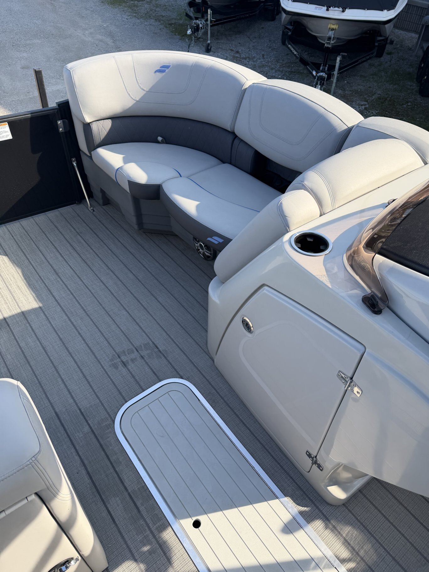 2024 STARCRAFT SLS 3 W/250HP YAMAHA