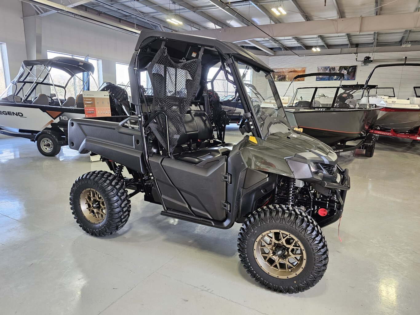 2025 Honda Pioneer 700-2P DLX