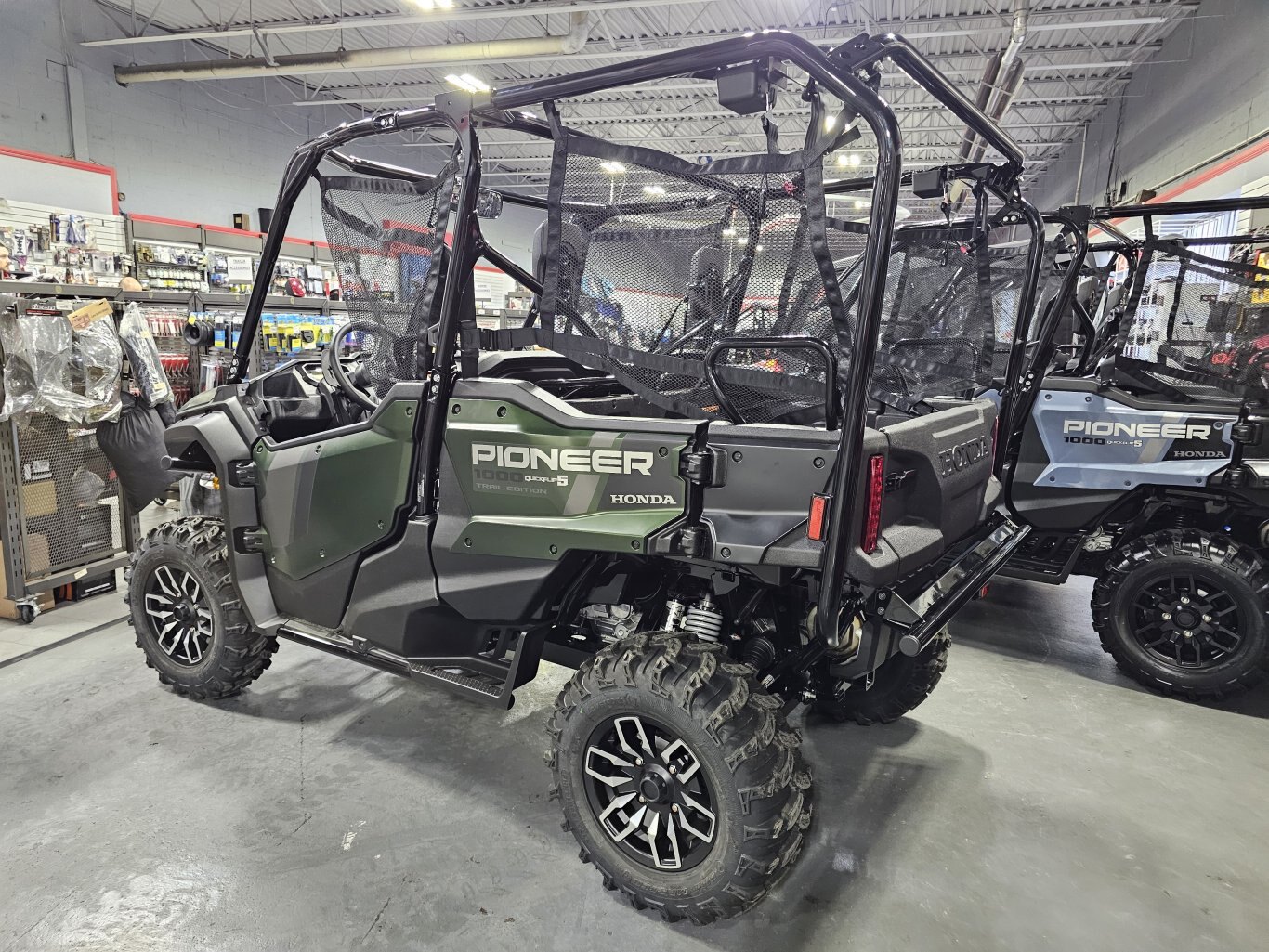 2025 Honda Pioneer 1000 5P Trail