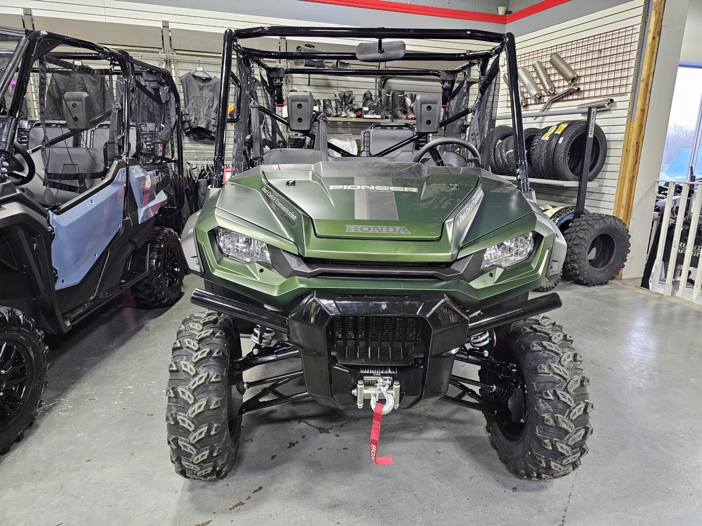 2025 Honda Pioneer 1000 5P Trail