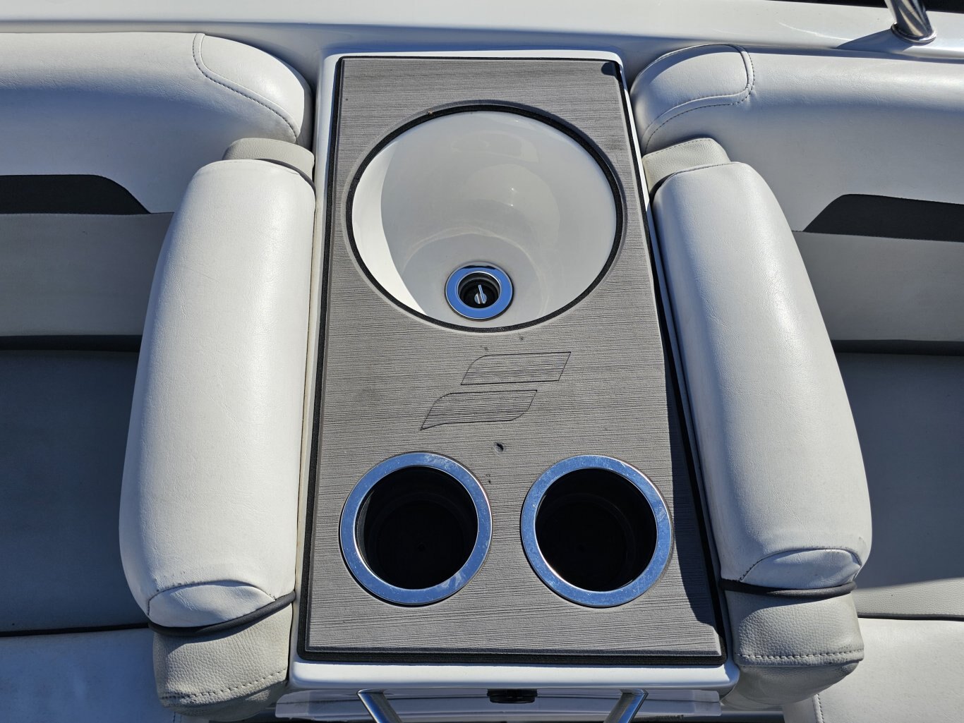 Starcraft SVX 211 530 HOURS