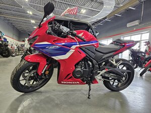 2025 Honda CBR500R ABS