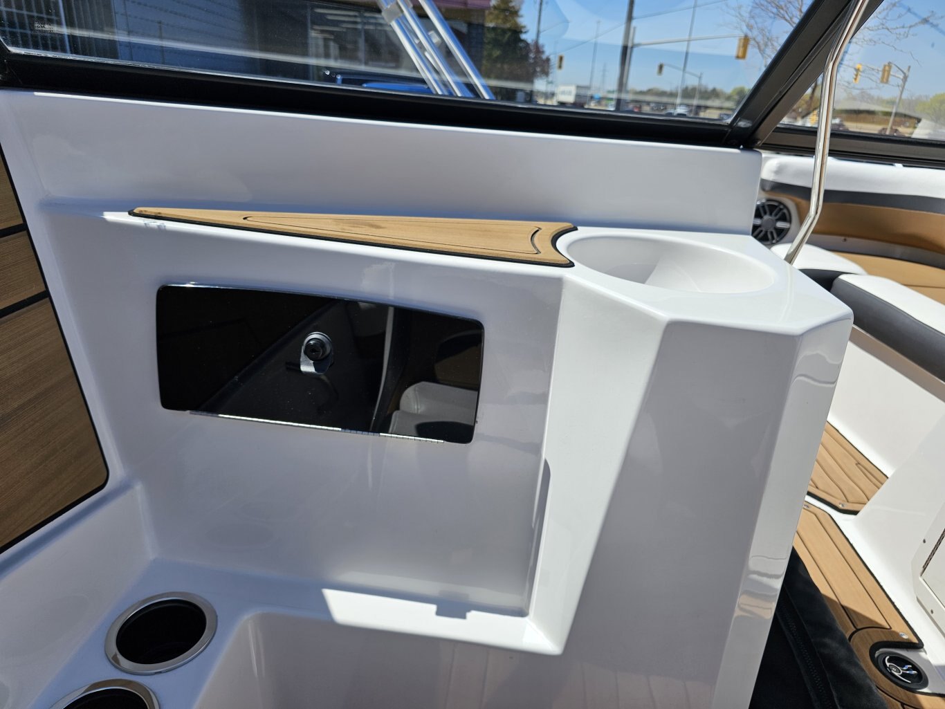 2024 Starcraft SVX 190 DC 467 HOURS