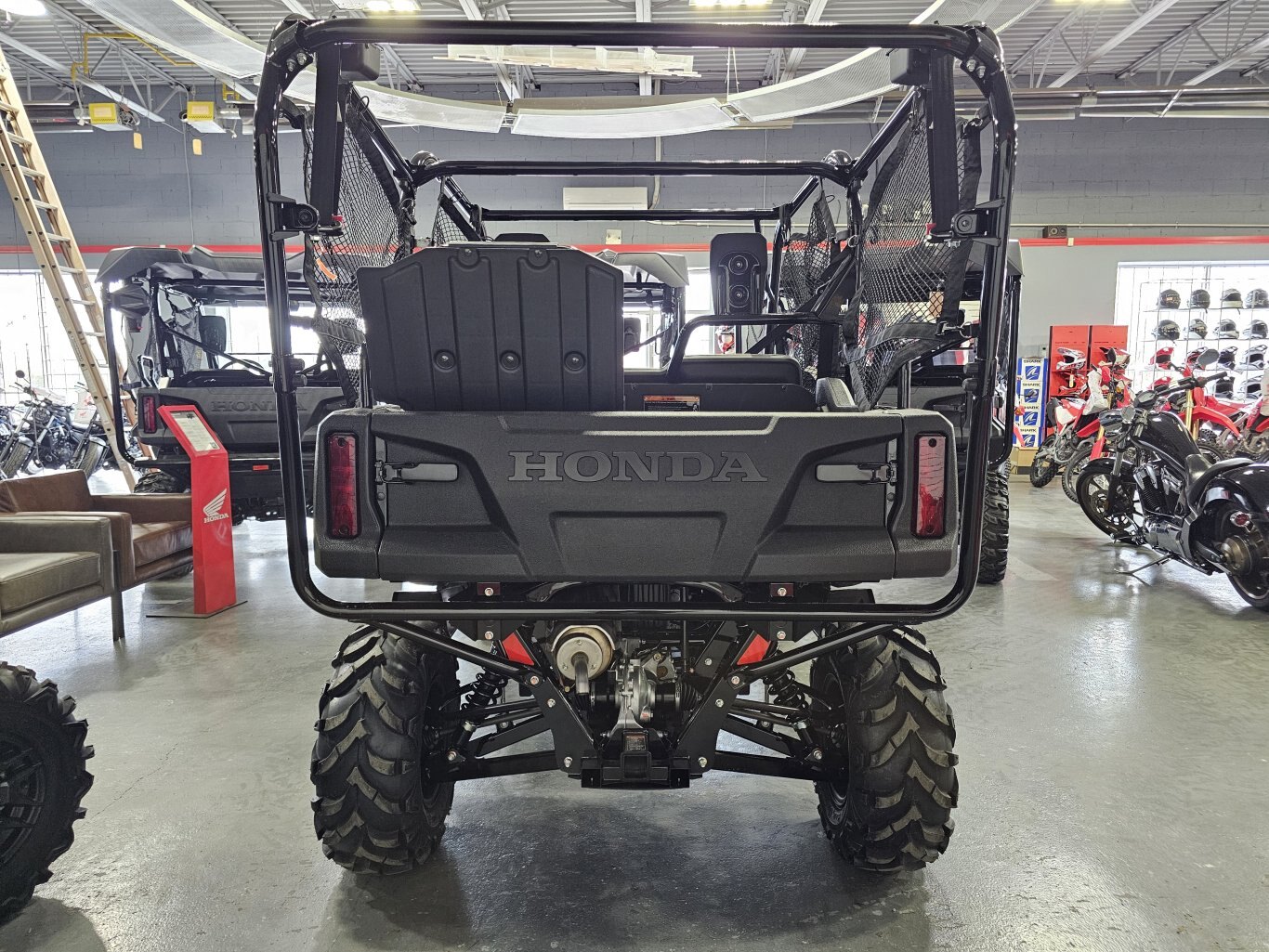 2025 Honda Pioneer 700 4P DLX SAVE $500 & FINANCE FROM 2.99%