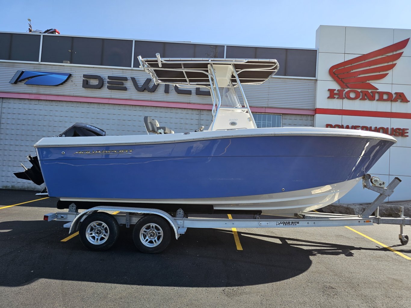 2022 Aquasport 2100 W/200HP MERCURY