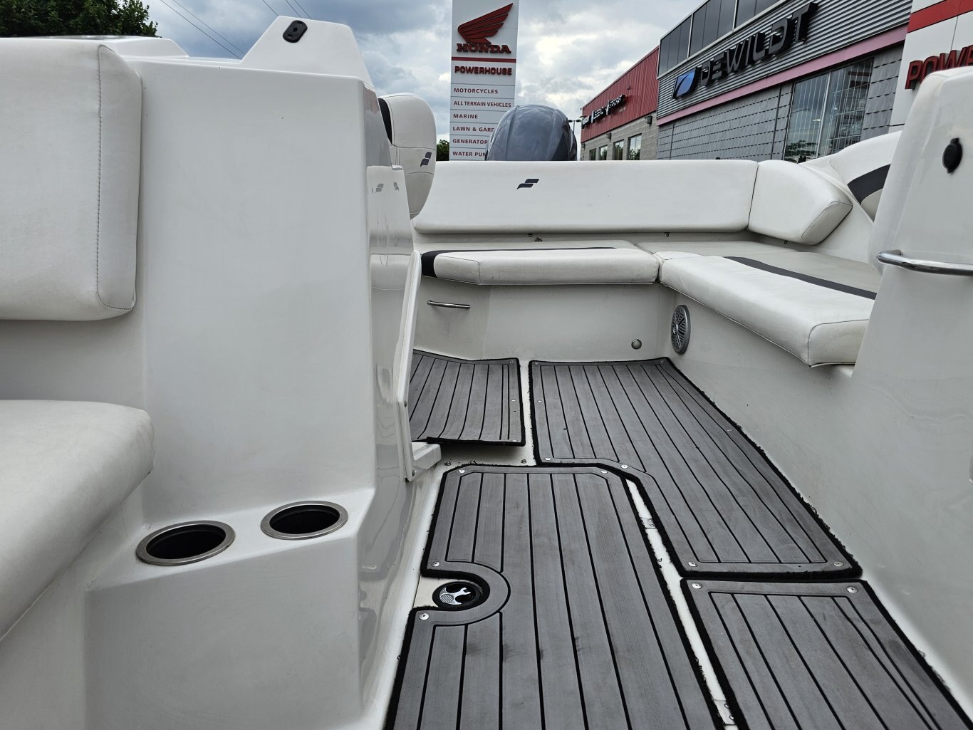 2023 Starcraft SVX 171 493 HOURS