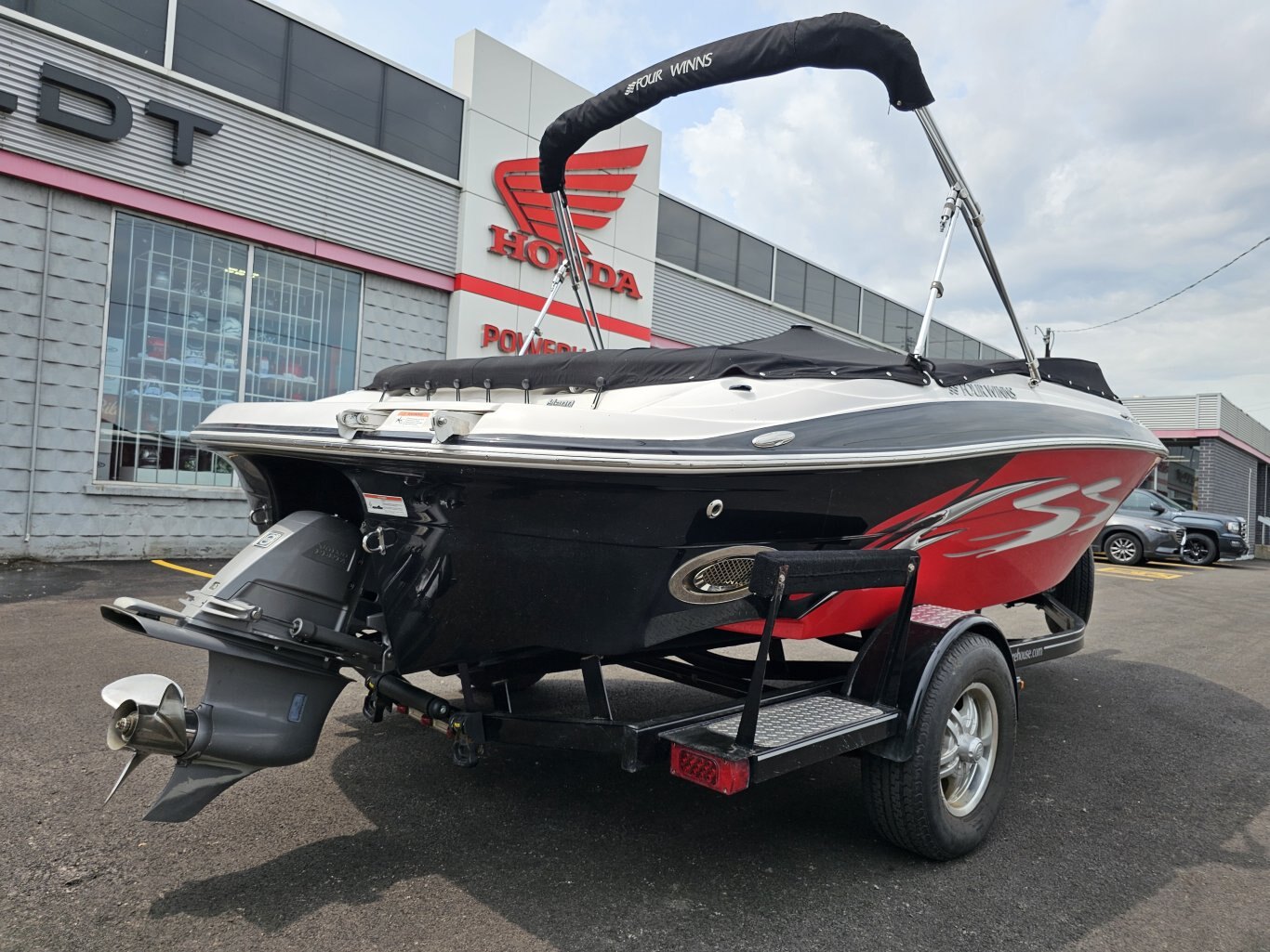 2012 Four Winns H200 SS 347 Hours