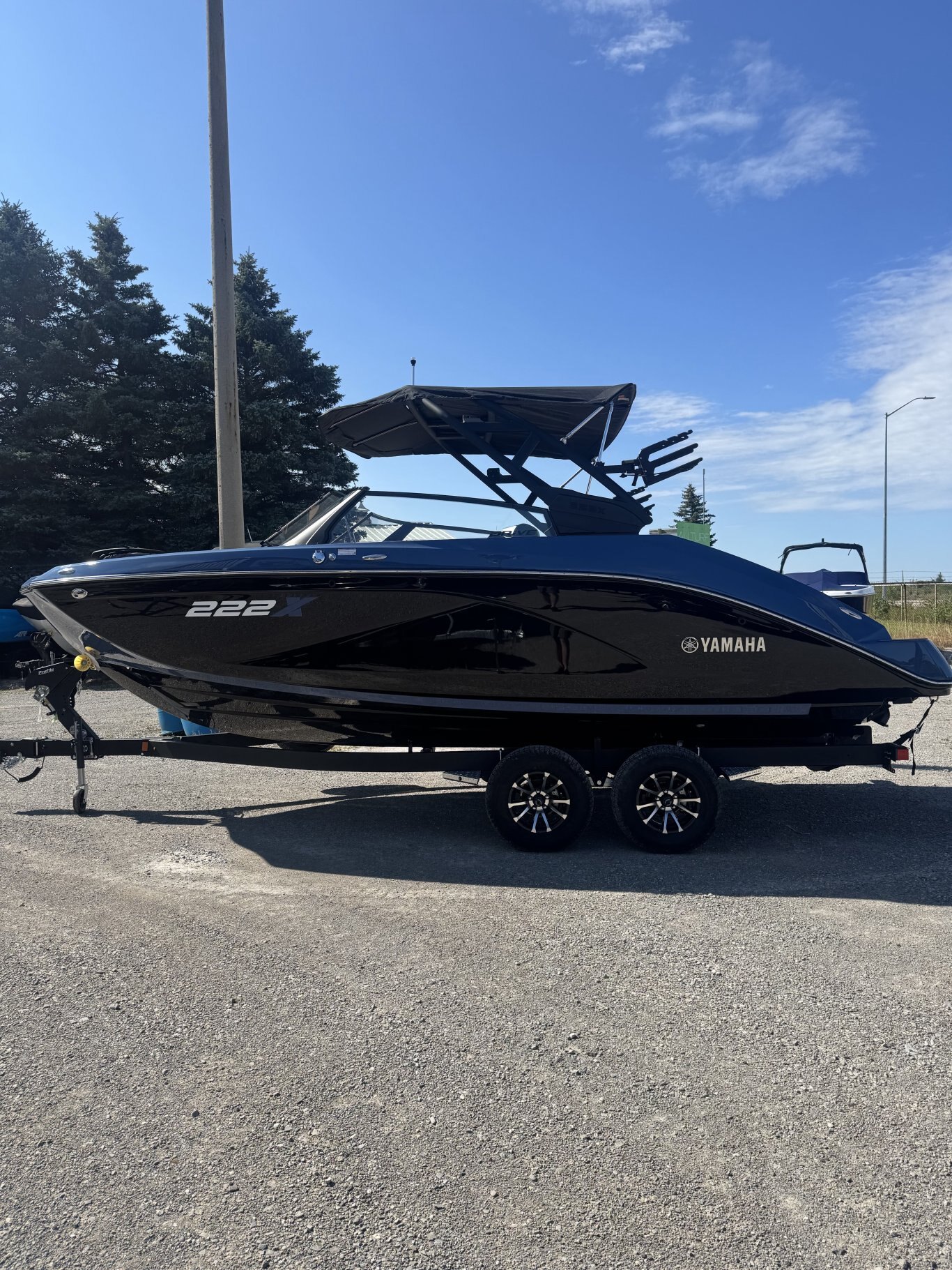 2026 Yamaha 255XD Utopia Blue
