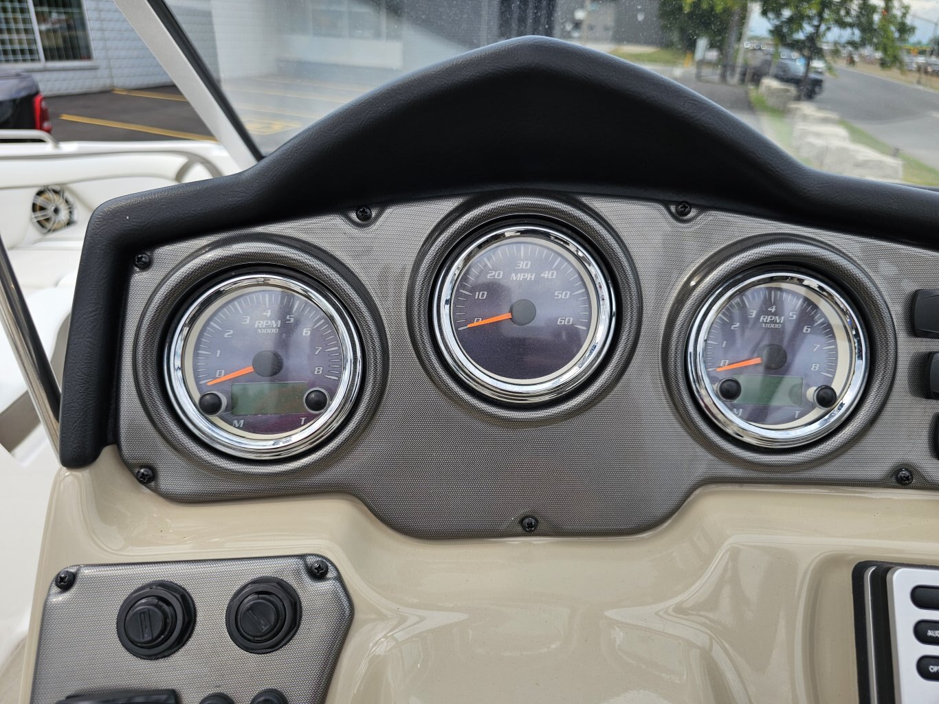 2013 242 Limited S 222 HOURS