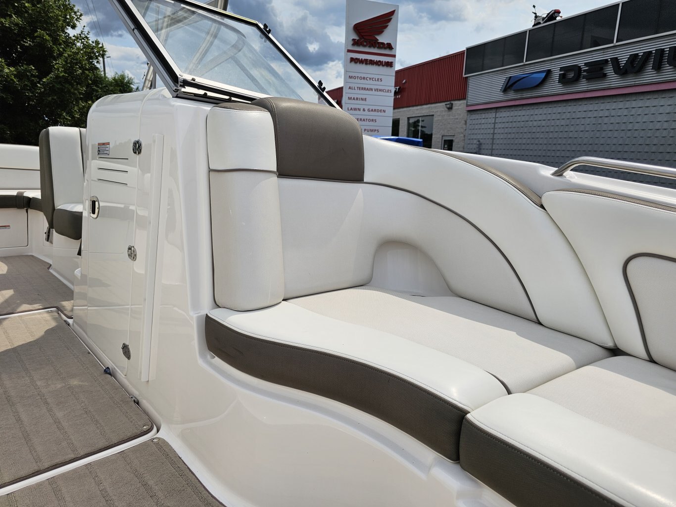 2013 242 Limited S 222 HOURS