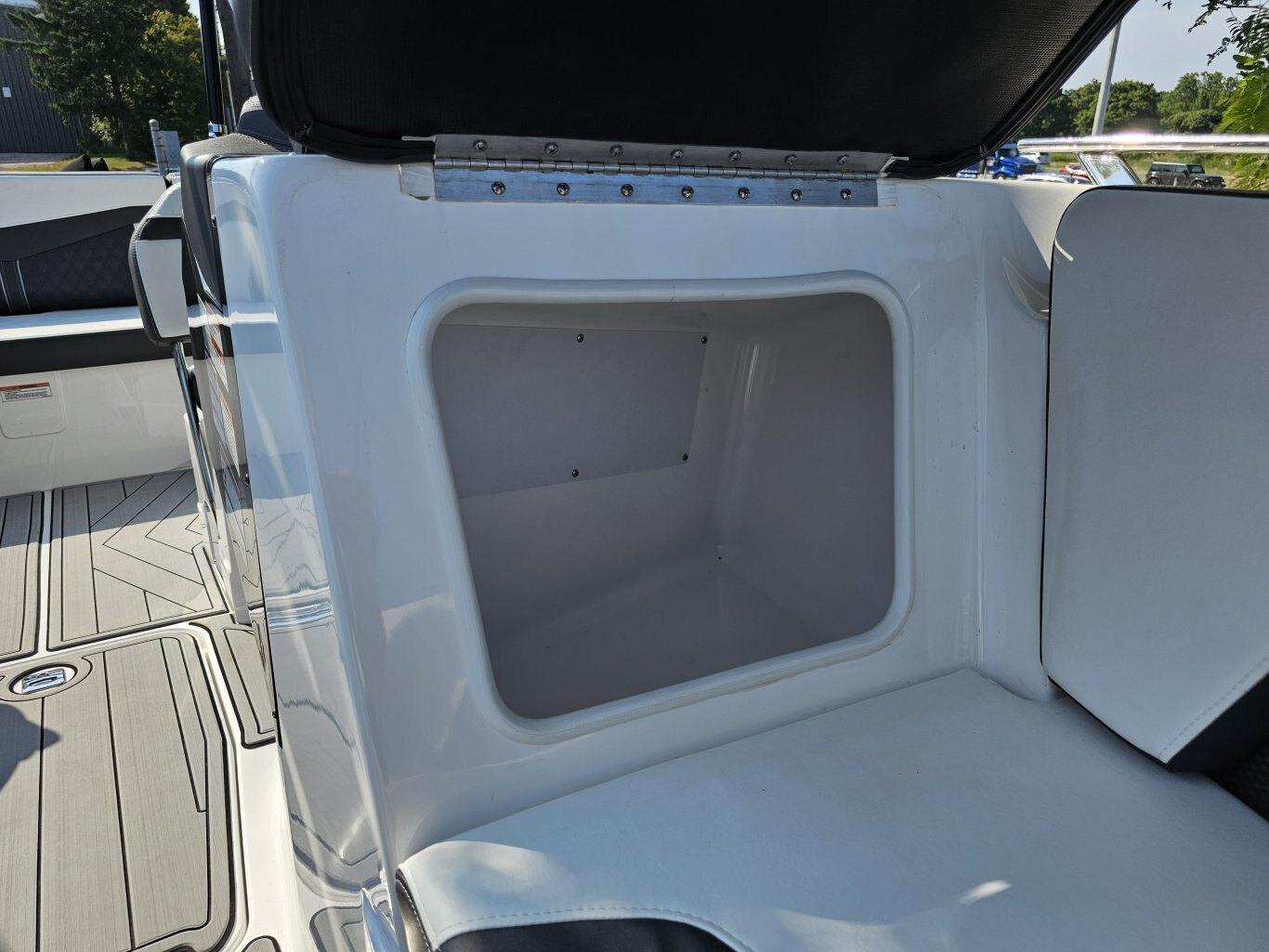 2025 Monterey 238SS 6.5 Hours