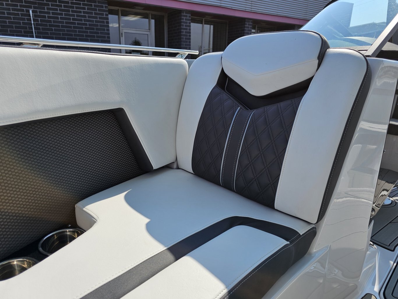 2025 Monterey 238SS 6.5 Hours