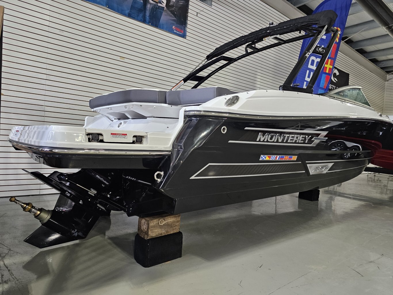 2025 Monterey 238SS 6.5 Hours