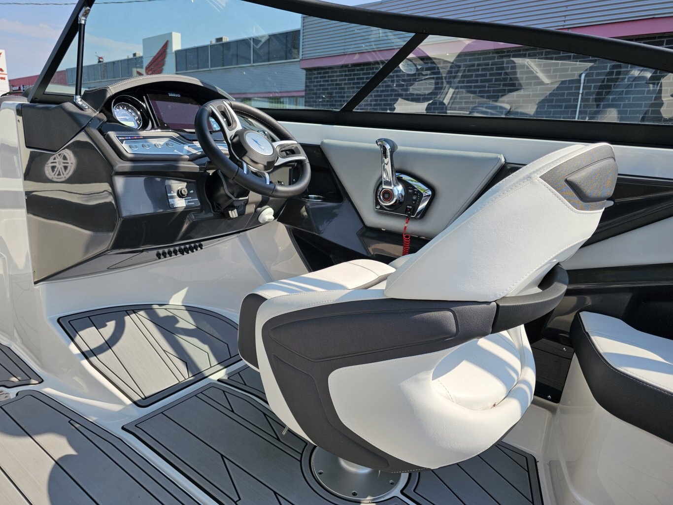 2025 Monterey 238SS 6.5 Hours