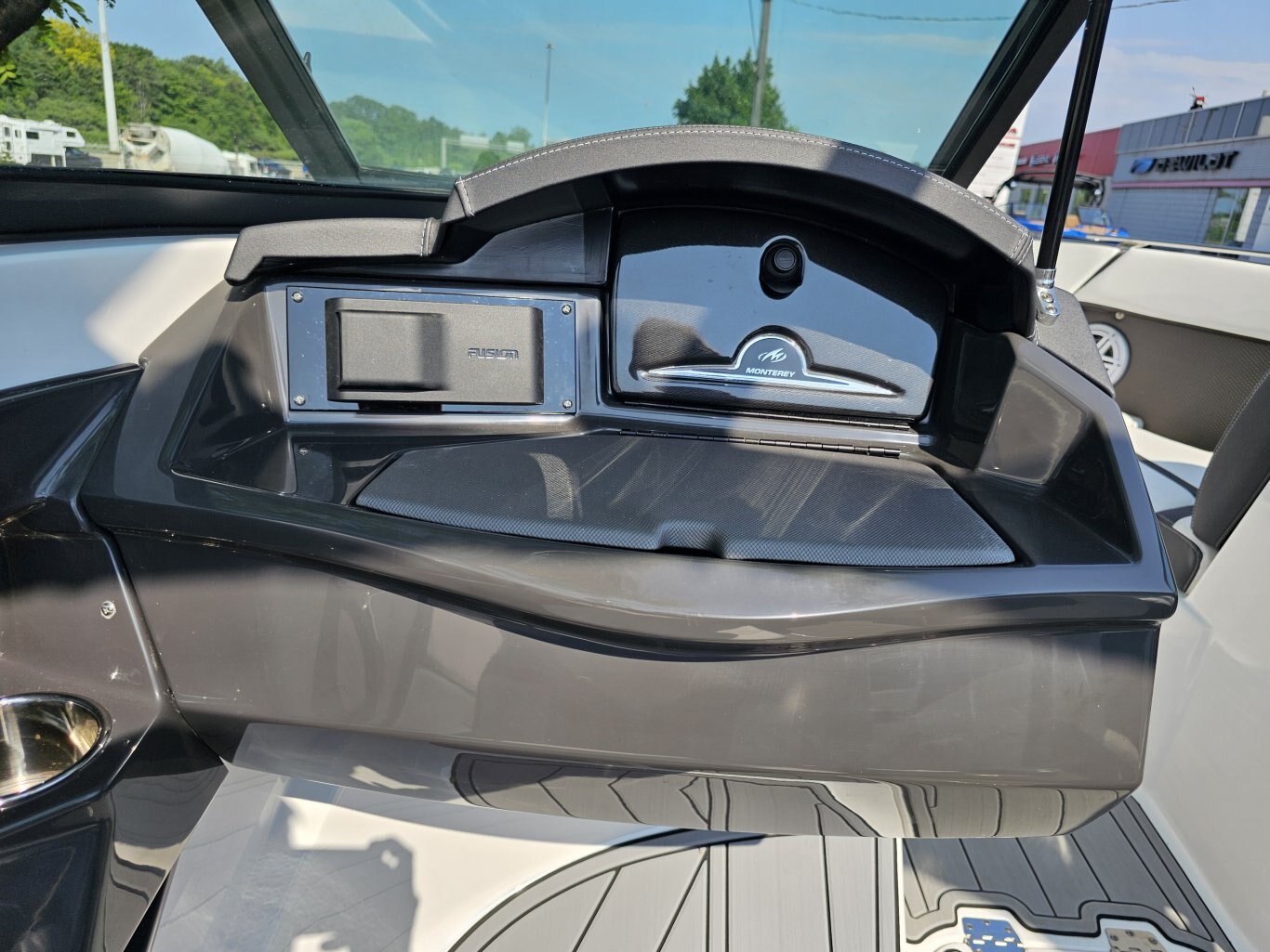 2025 Monterey 238SS 6.5 Hours