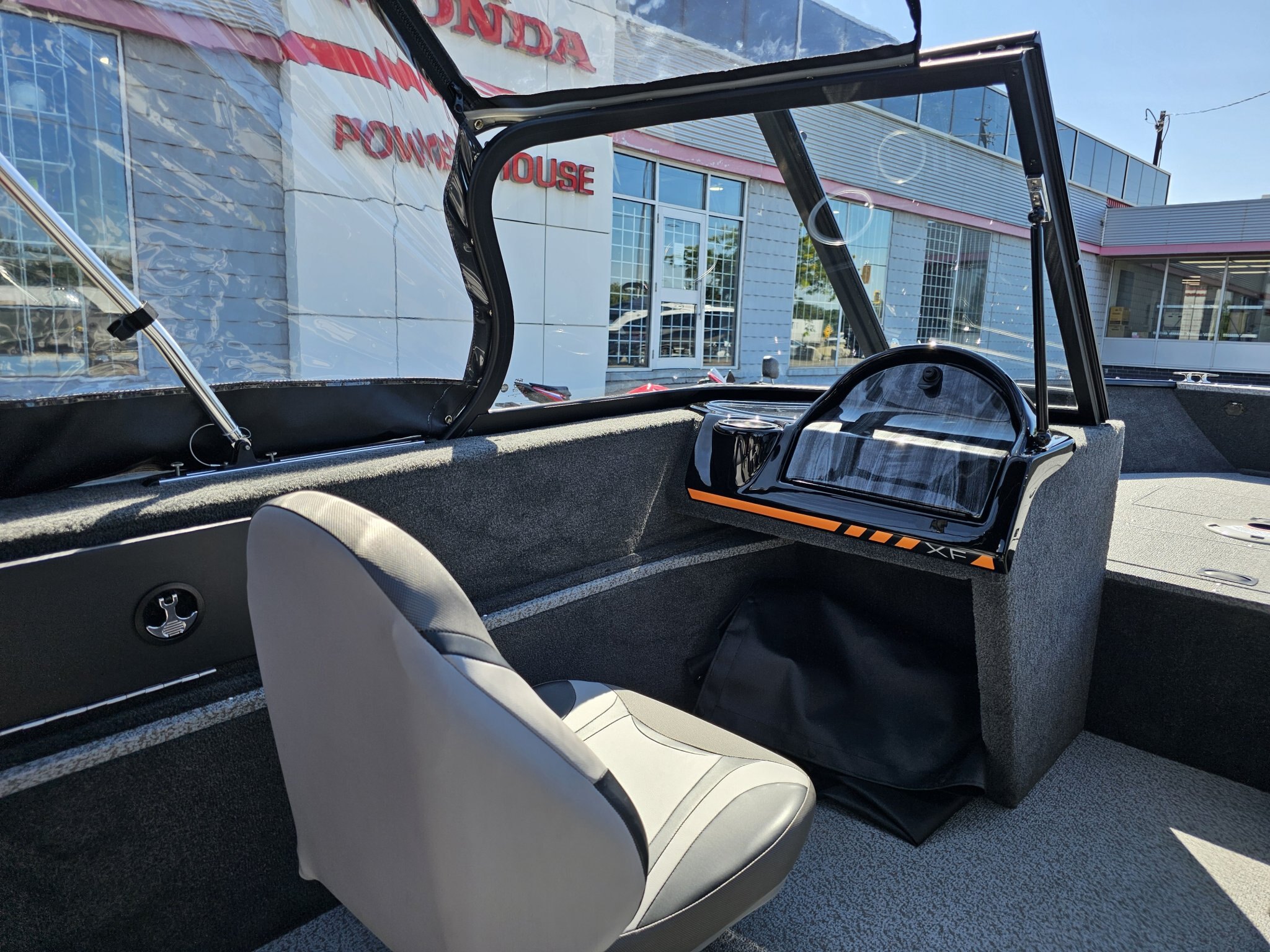 2025 Legend 16 XF WITH MERCURY 90 ELPT 4S