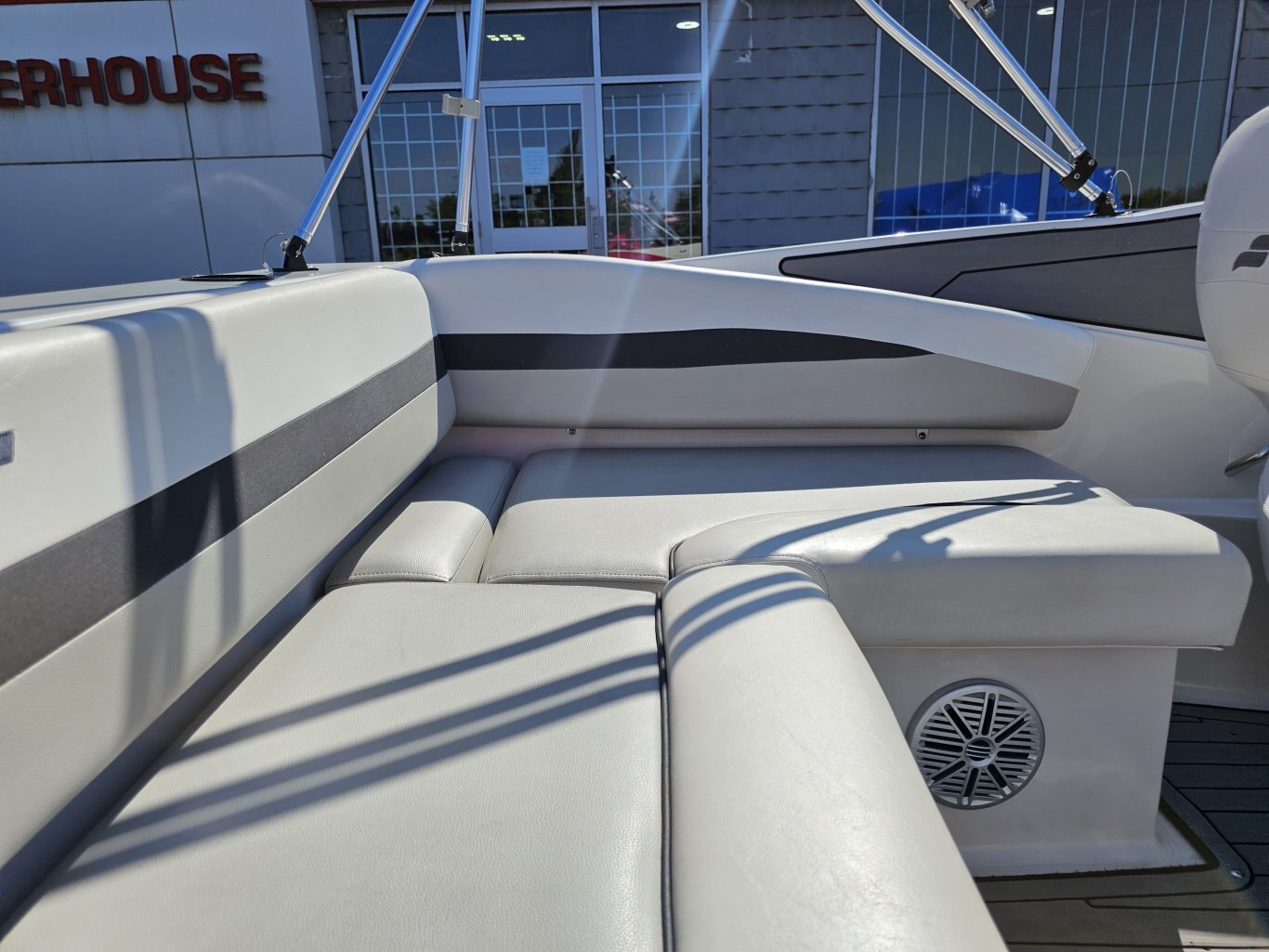 2022 Starcraft SVX 190 DC 934 Hours