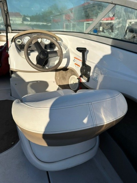 2008 Four Winns H180