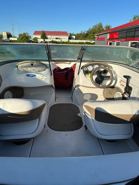 2008 Four Winns H180