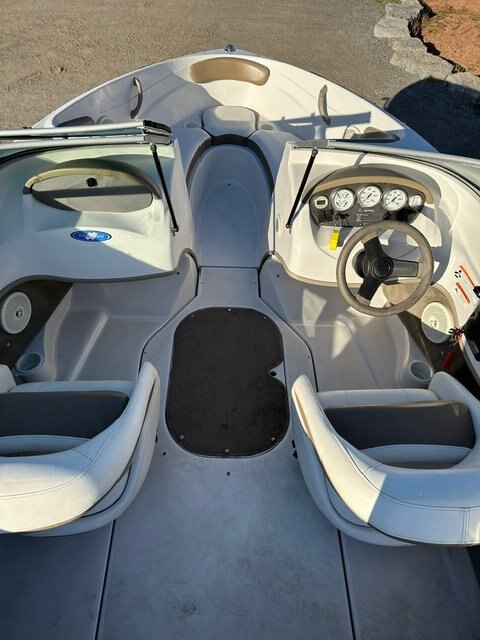 2008 Four Winns H180